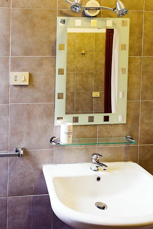 Bed & Breakfast Flavia 84 Rzym Zewnętrze zdjęcie
