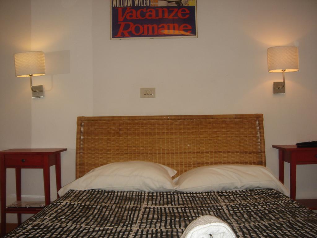 Bed & Breakfast Flavia 84 Rzym Pokój zdjęcie